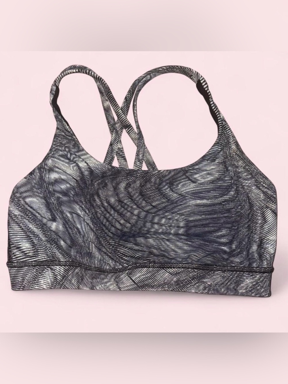 Lululemon energy sports bra , size 6